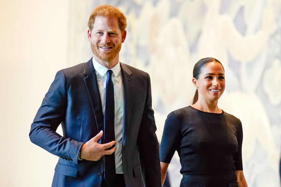 Prince Harry and Meghan Markle Accused David and Victoria Beckham of Leaking Stories to Press, New Book Claims: Revelations