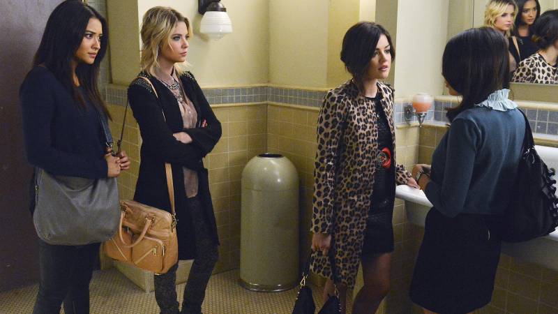 A's Back! Watch the 1st Trailer for 'Pretty Little Liars: Original Sin'