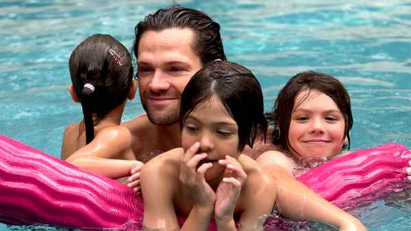Party of 5! Jared Padalecki, Genevieve Cortese's Family Album With 3 Kids