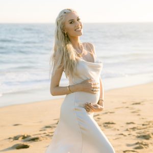 Pregnant Heather Rae Young’s Baby Bump Album Ahead of 1st Child With Tarek El Moussa
