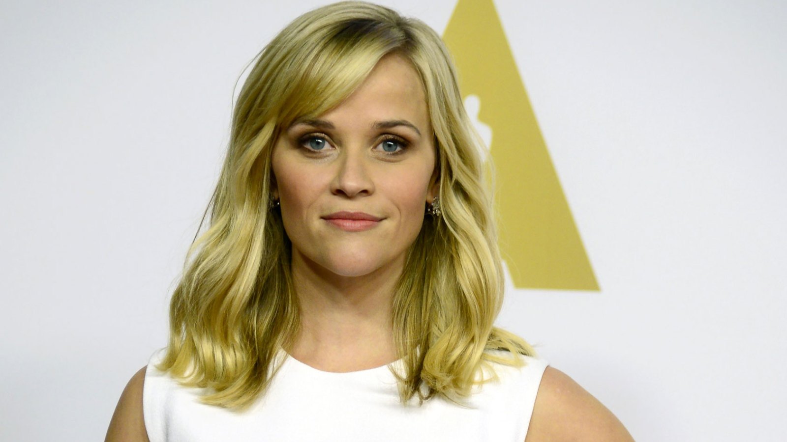 Reese Witherspoon Went Nude in Wild, Admits She "Really Didn't Want to Do the Sex Scenes" white dress
