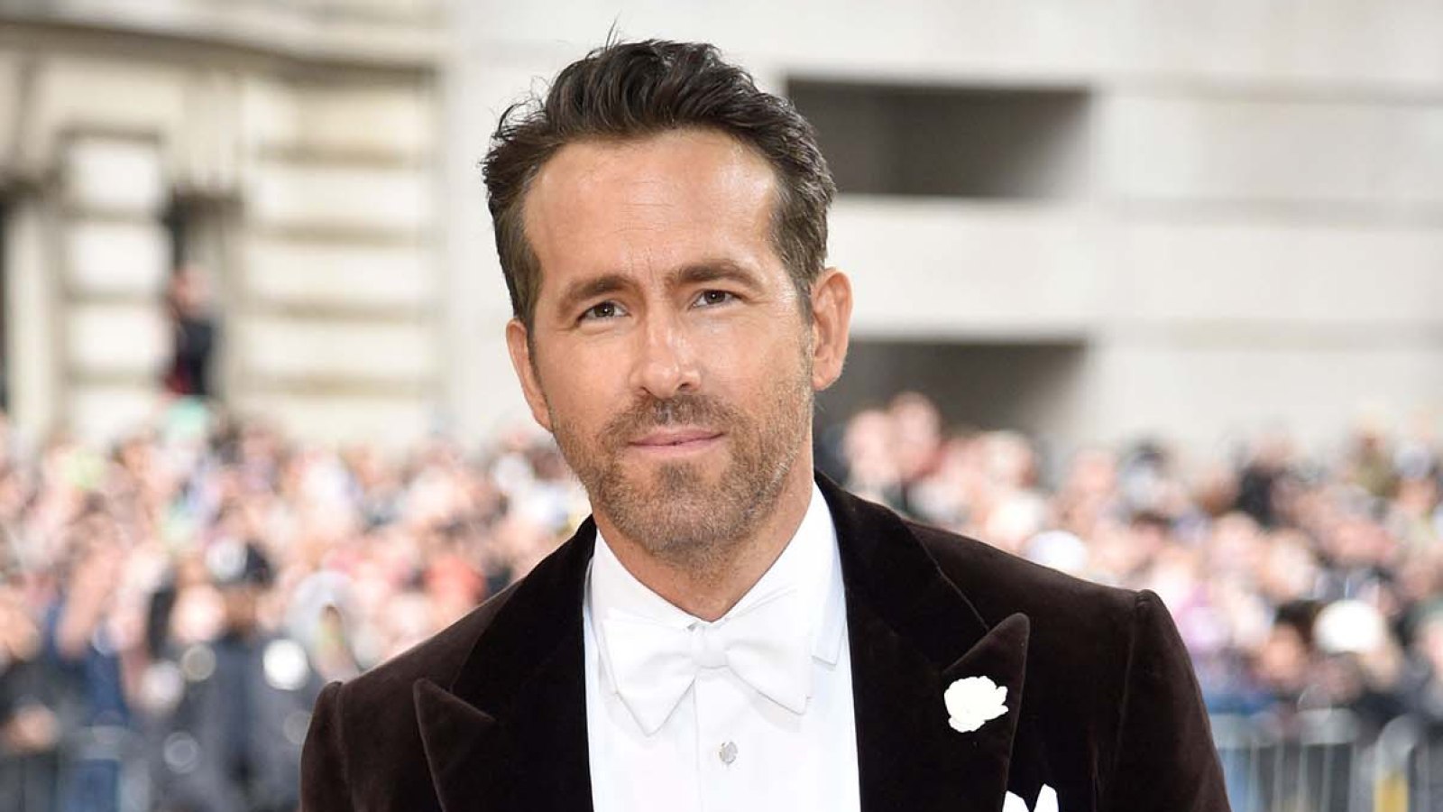 Ryan Reynolds Jokes Disney Movies Should Rated 'R' for 'Trauma
