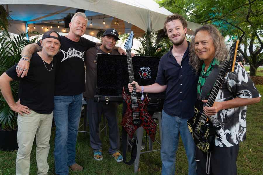 Stranger Things’ Joseph Quinn Performs With Metallica at Lollapalooza: Hellfire Club’s ‘Most Metal Meeting’