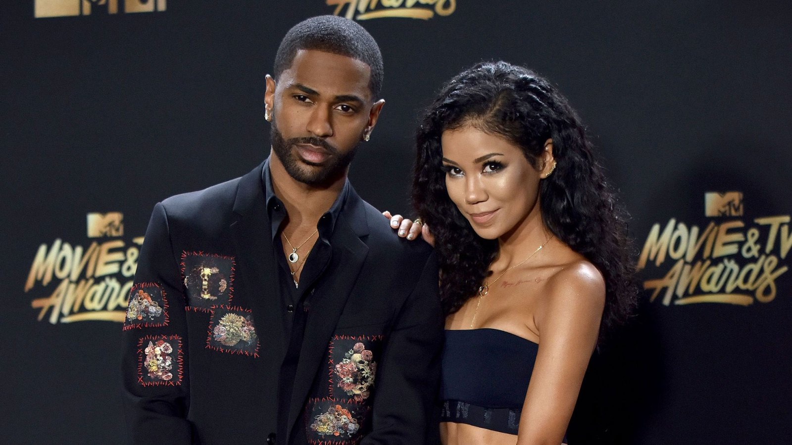This is a prep for Jhene Aiko Gives Birth Welcomes 1st Child with Big Sean