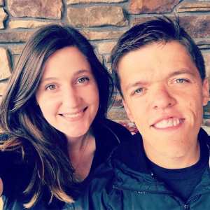 Tori Roloff Jokes She Birthed the Same Child Twice Compares Pics of Jackson and Josiah