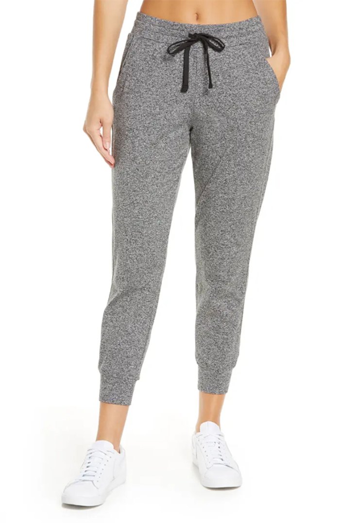 nordstrom-anniversary-sale-fast-sellouts-joggers