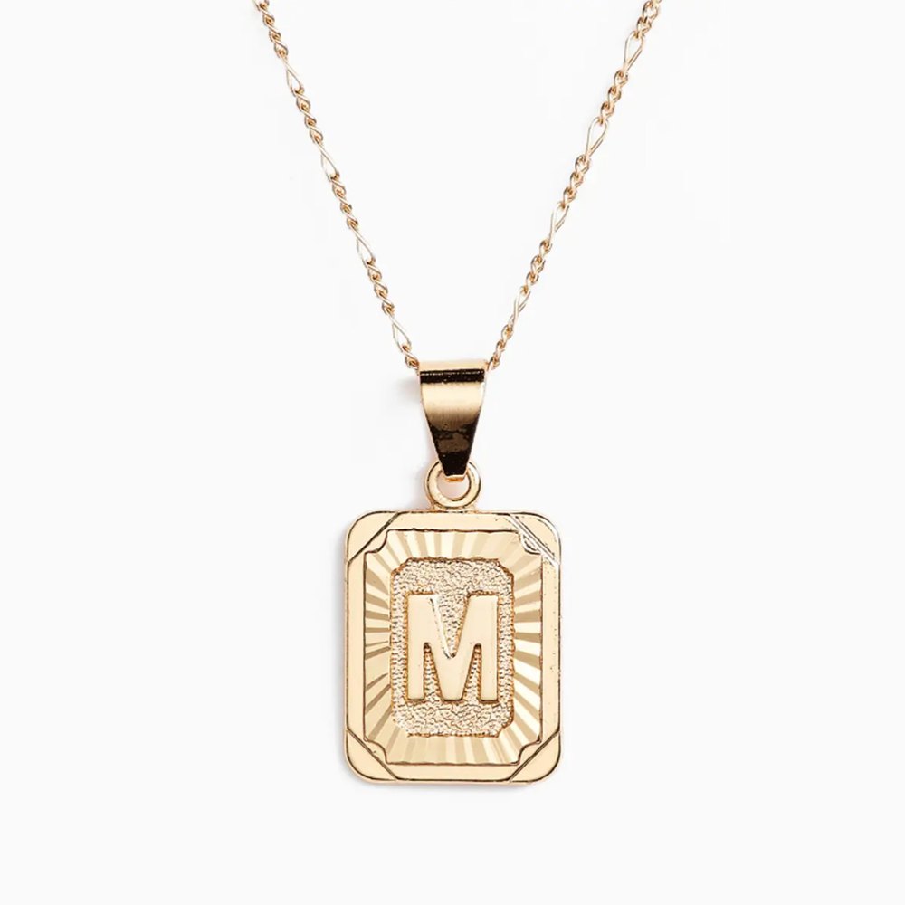 nordstrom-anniversary-sale-holiday-gifts-initial-necklace