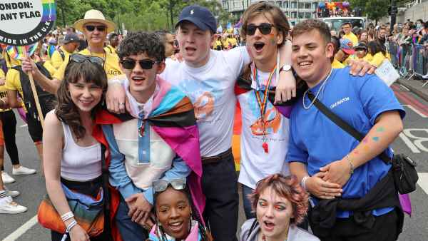 Truham Pride! 'Heartstopper' Cast Reunites to Flip Off Anti-Gay Protestors