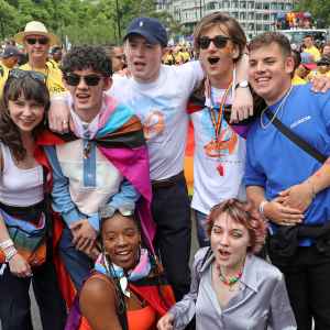 Truham Pride! 'Heartstopper' Cast Reunites to Flip Off Anti-Gay Protestors