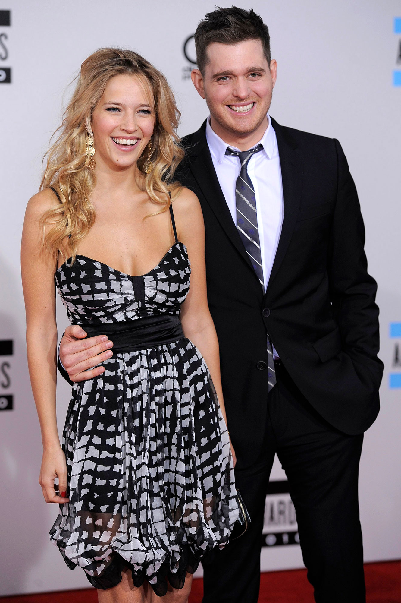 2009 Michael Buble and Wife Luisana Lopilato Timeline of Their Relationship