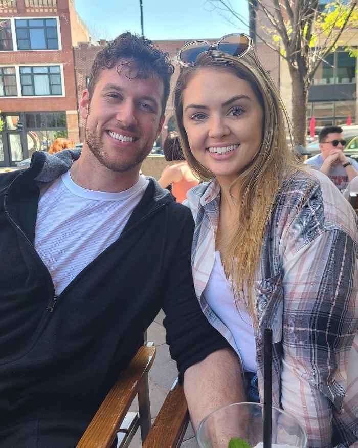 Bachelor Clayton Echard Shares Glimpse of Sweet Love Note From Girlfriend Susie Evans
