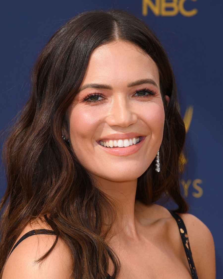 Emmy Soft Glam Mandy Moore