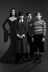 Wszystko wie o Tim Burtons Addams Family Spinoff w środę