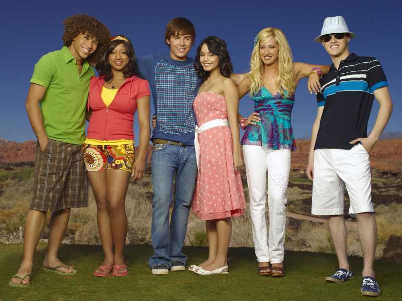 High School Musical Casts Dating History Through the Years Zac Efron Vanessa Hudgens and More