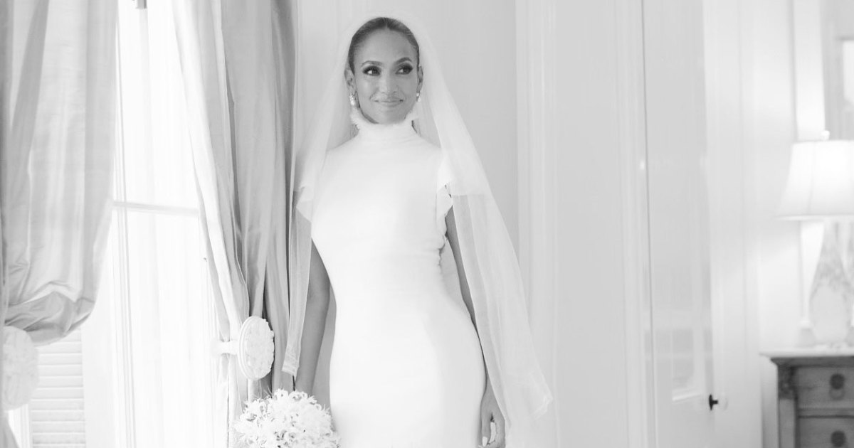 Jennifer Lopez Unveils 3 Ralph Lauren Gowns From Georgia Wedding | Us Weekly Jennifer Lopez Unveils 3 Ralph Lauren Gowns From Georgia Wedding | Us Weekly