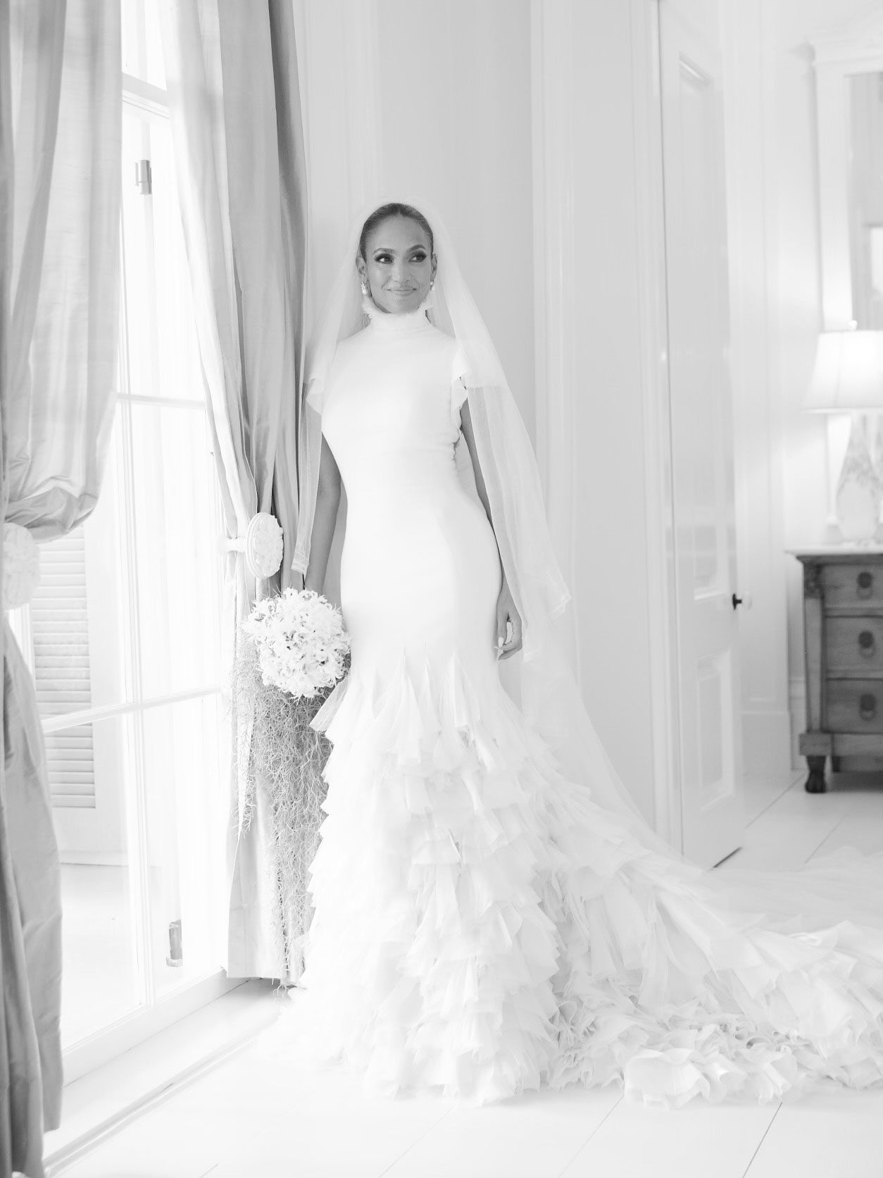 Jennifer Lopez Unveils Her 3 Dreamy Ralph Lauren Dresses