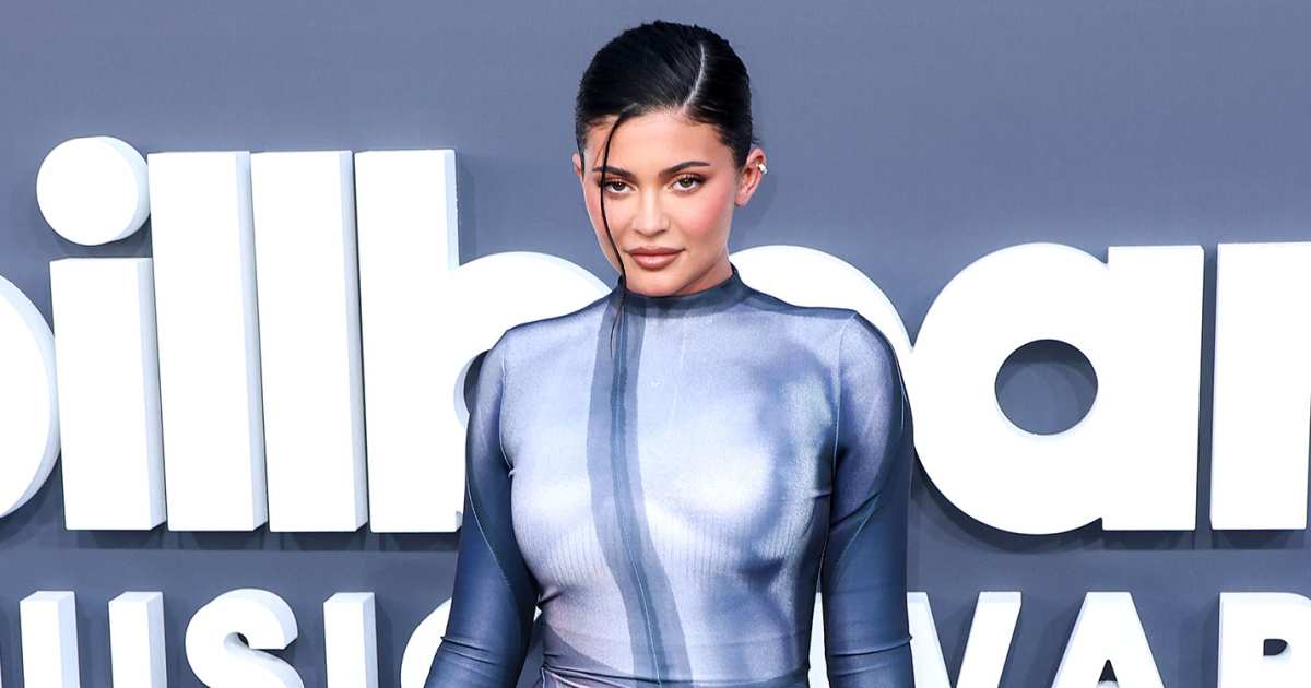 Kardashian fans cringe after Kylie Jenner poses in 'edible' bra in