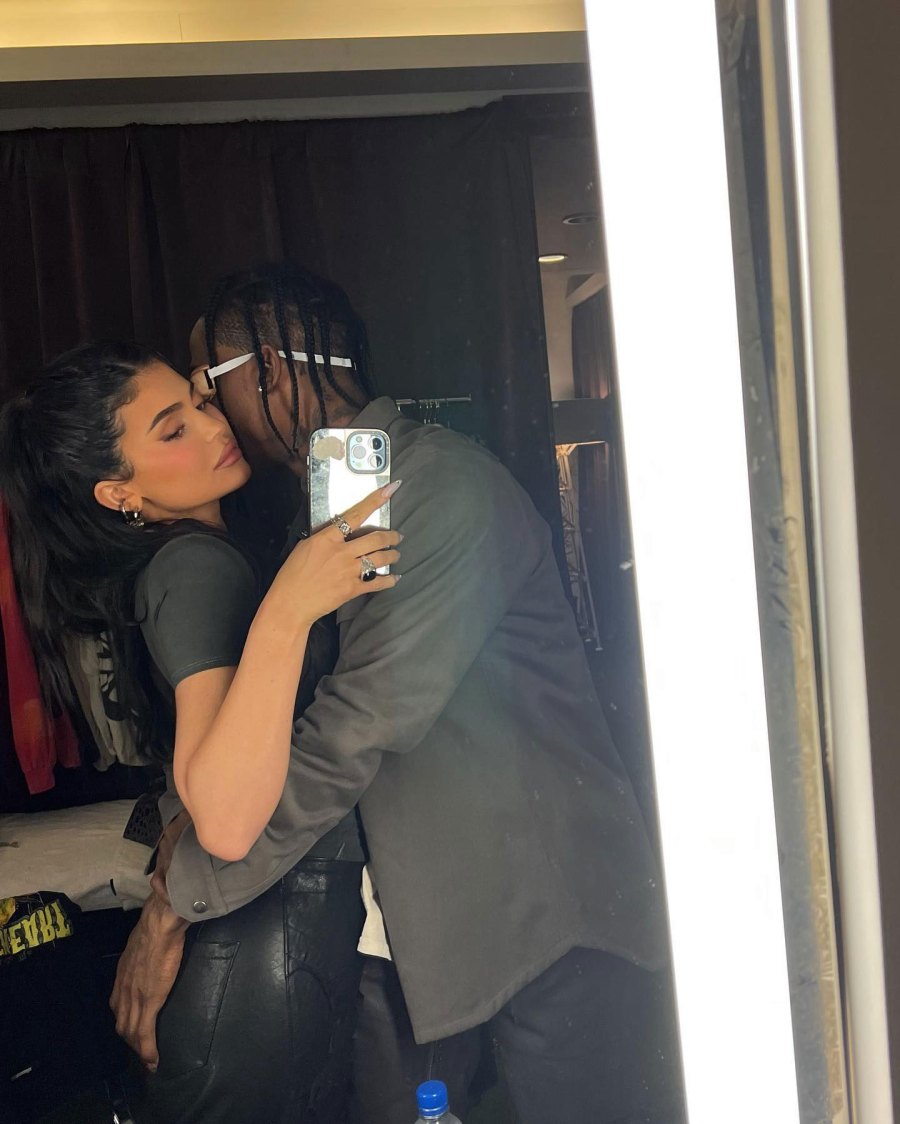 Kylie Jenner and Travis Scott Pack on the PDA as She Supports Him at London Concert 4
