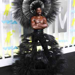 Lil Nas X Channels Beyonce 2022 VMAs