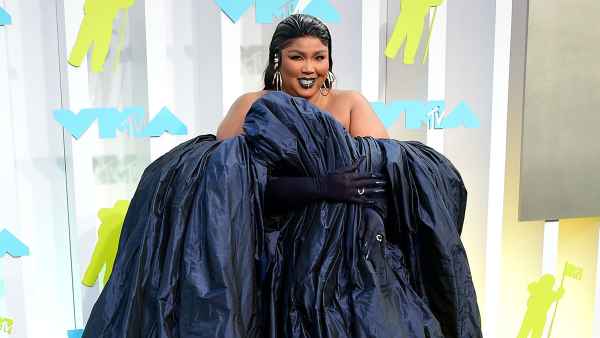 Lizzo Red Carpet MTV Movie TV Awards 2022