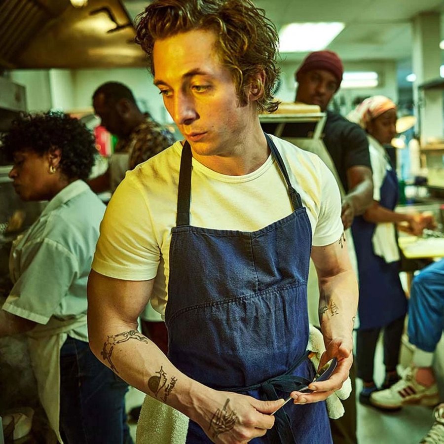 Most Electrifying TV Performances 2022 Joseph Quinn More Jeremy Allen White