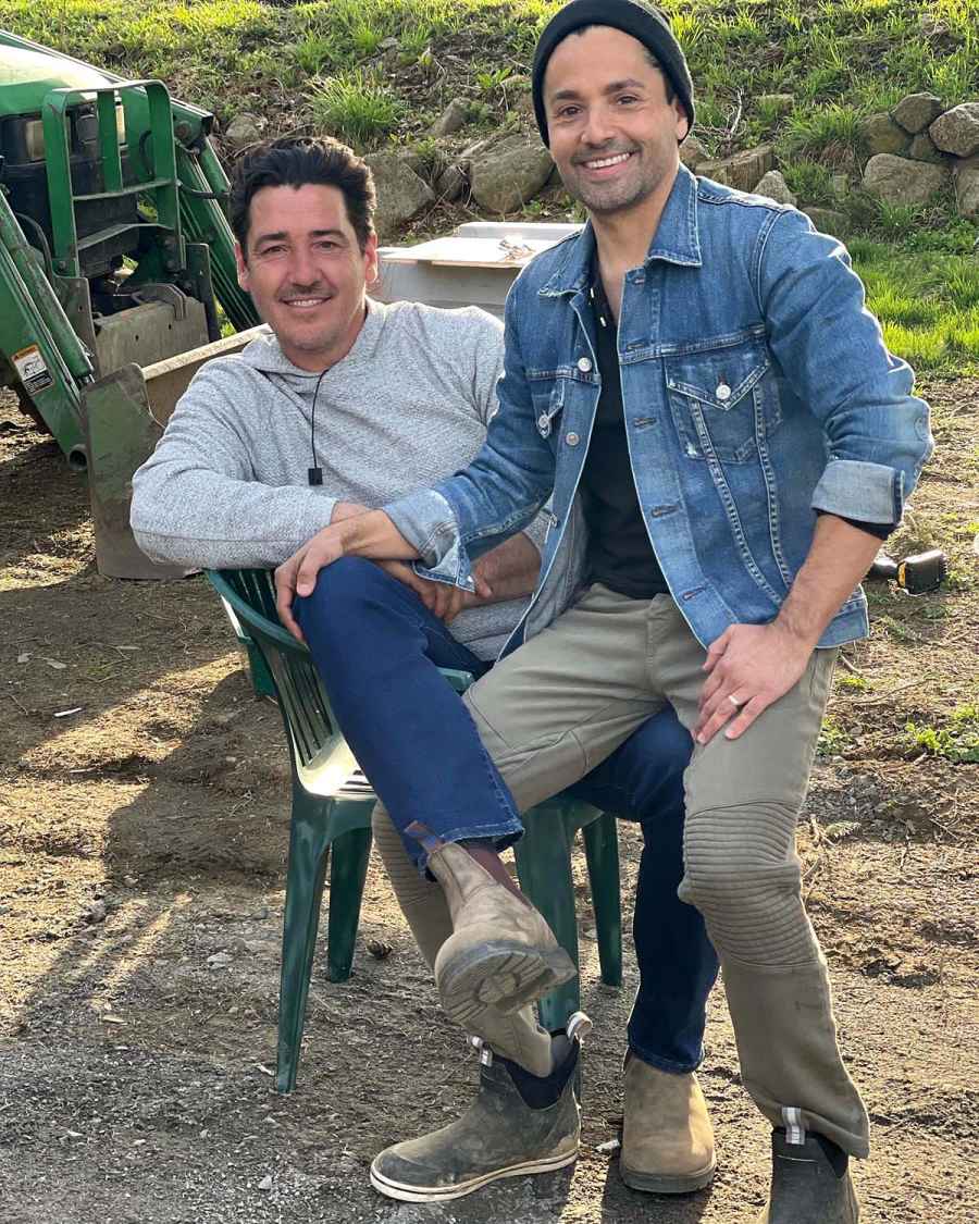 NKOTB’s Jonathan Knight Secretly Weds Longtime BF Harley Rodriguez