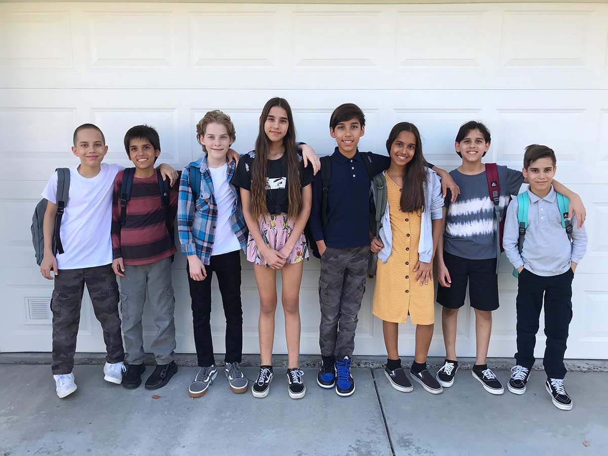 The Octomom Shared A Rare Picture Of Her Eight Kids Together For Their  14th Birthday, And Here's How They Ended Up