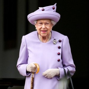 Queen Elizabeth II Reportedly Skips Traditional Balmoral Castle Welcome Amid Continued Mobility Issues