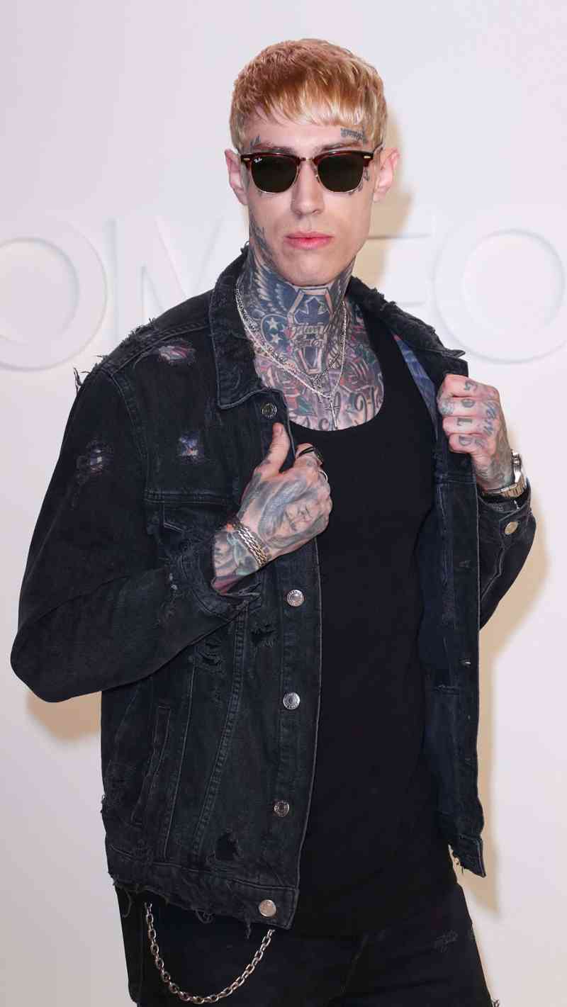 Cyrus Sign Trace Cyrus News - Us