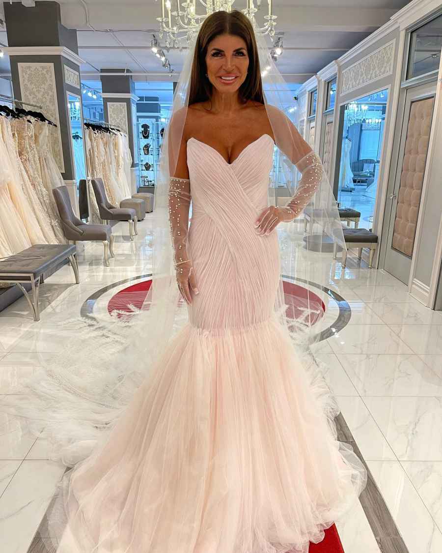 ‘Real Housewives of New Jersey’ Star Teresa Giudice and Luis Ruelas Are Married: Wedding Photos