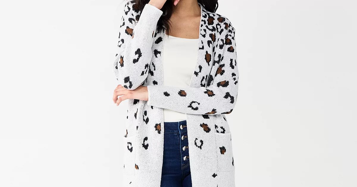 Examine Out This Stylish Jacquard Cardigan for Fall — On Sale Now Examine Out This Stylish Jacquard Cardigan for Fall — On Sale Now