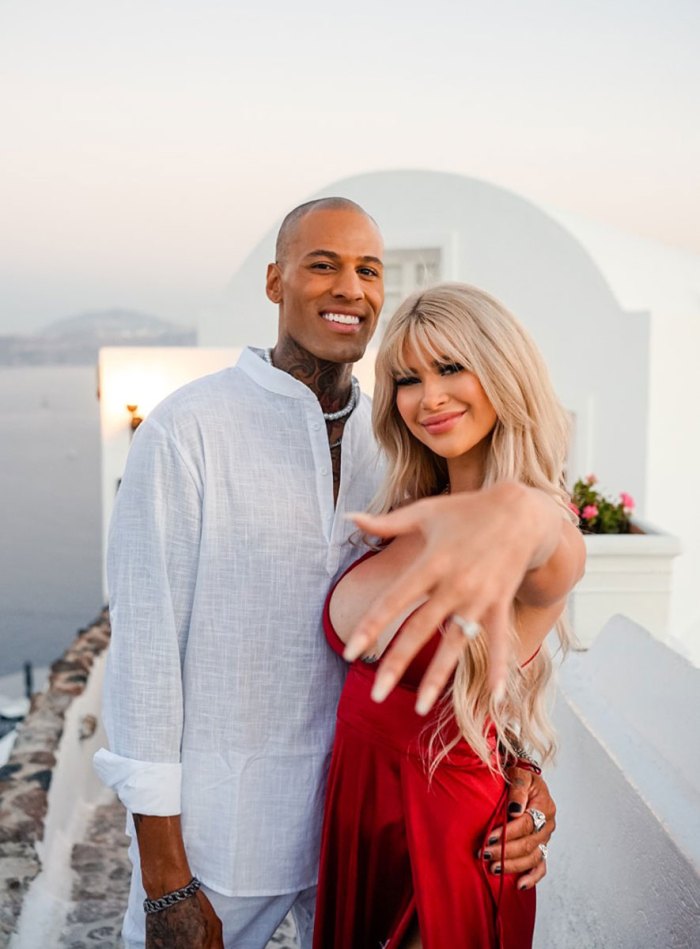 Bachelorette party Grant Kemp and girlfriend Chloe Metcalfe get engaged in Greece