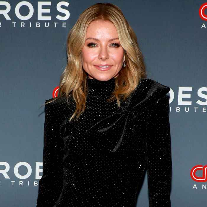 Big Difference! Kelly Ripa Mistook Menopause for an Unexpected Pregnancy