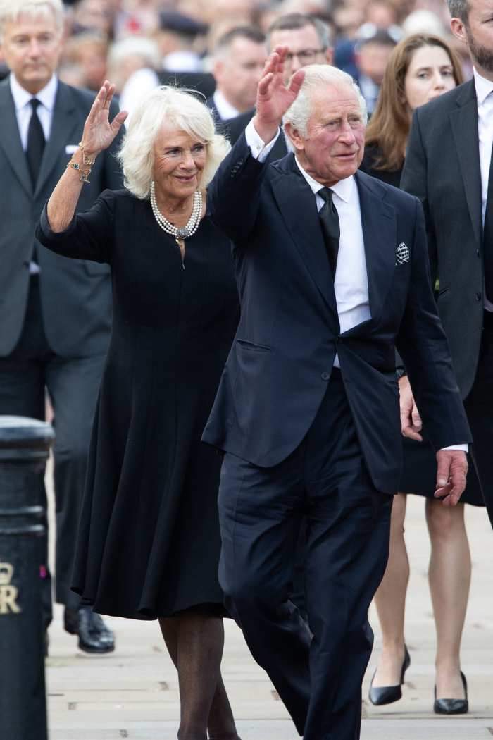 King Charles, Camilla Ready for 'Last Farewell' at Queen's Funeral