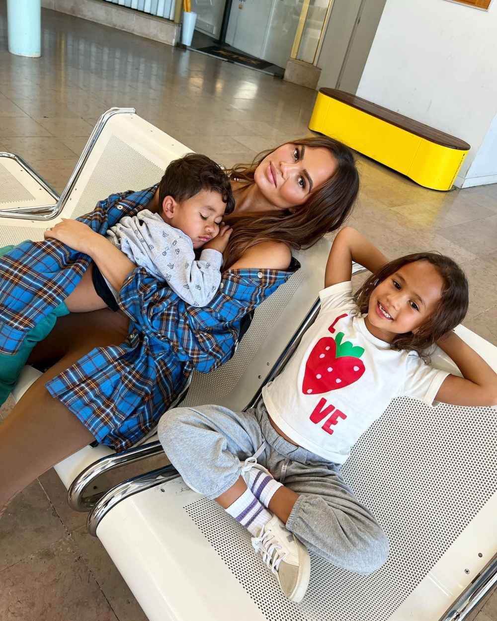 Chrissy Teigen Reveals Late Son Jack Died in Life-Saving Abortion 3