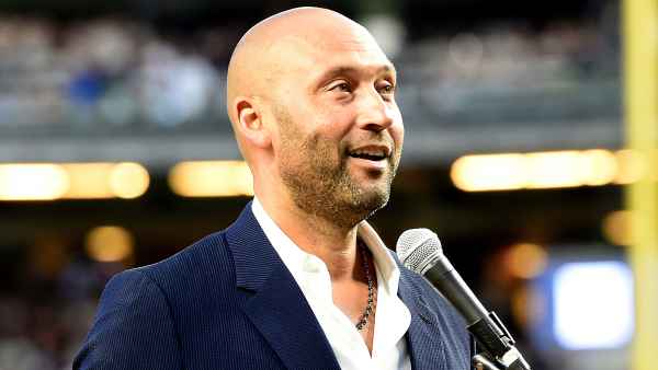 Derek Jeter, Wife Hannah Bring 3 Daughters to His Hall of Fame Induction