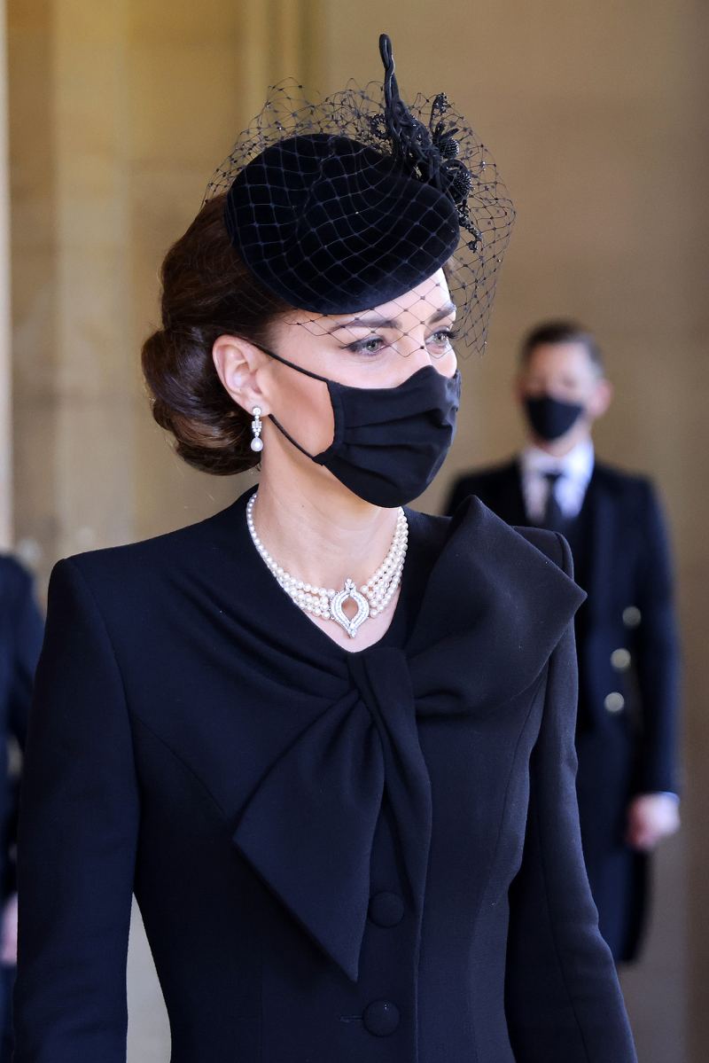 Every Time Kate Middletons Jewelry Paid Tribute to Queen Elizabeth II