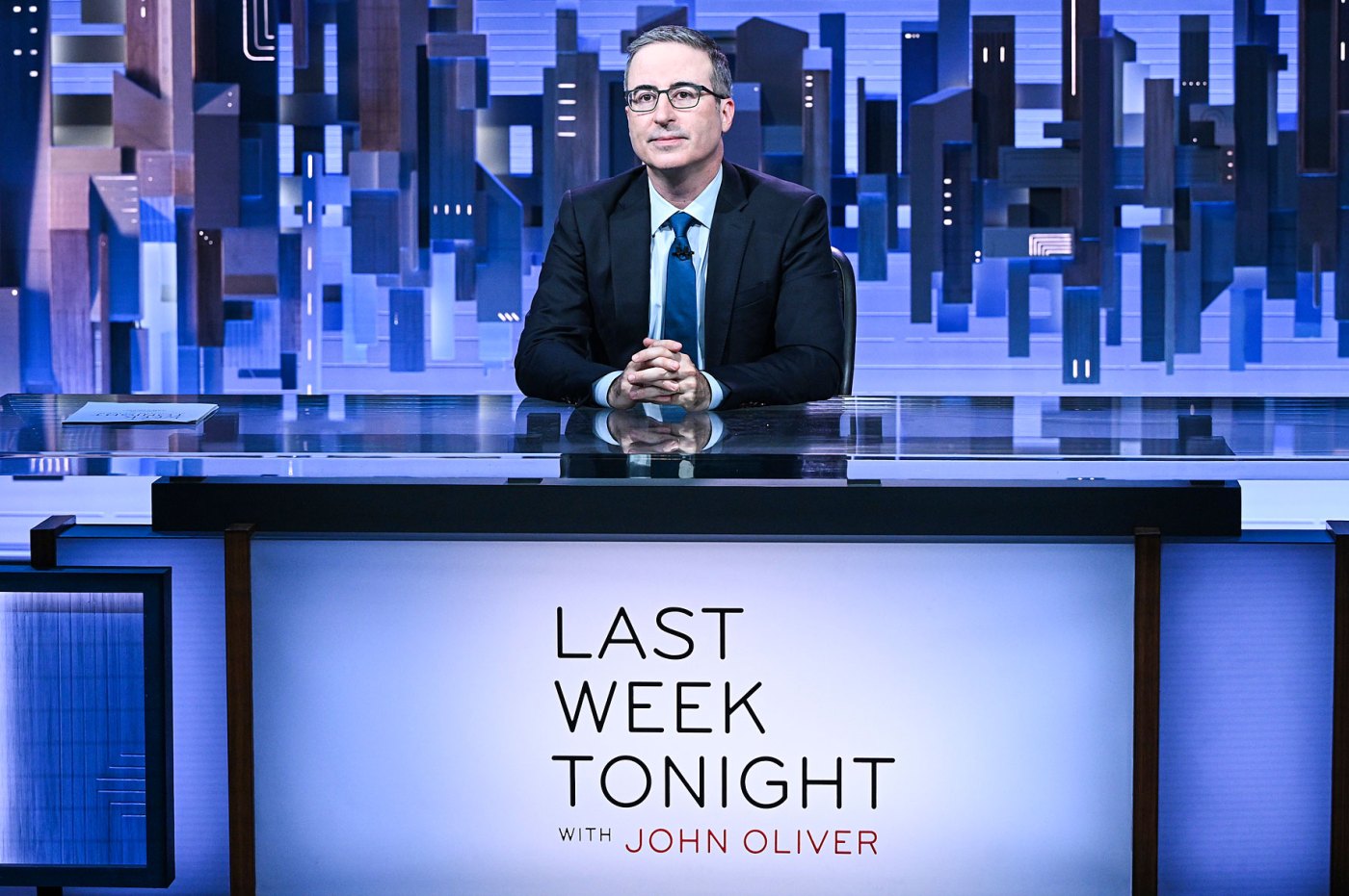Late Night Hosts React After Stephen Colbert's Late Show Is Canceled ...