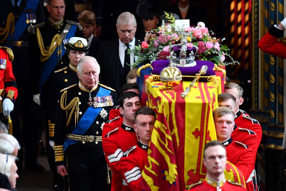 Feature King Charles III Picked Out Floral Wreath, Wrote Letter for Queen Elizabeth II’s Casket