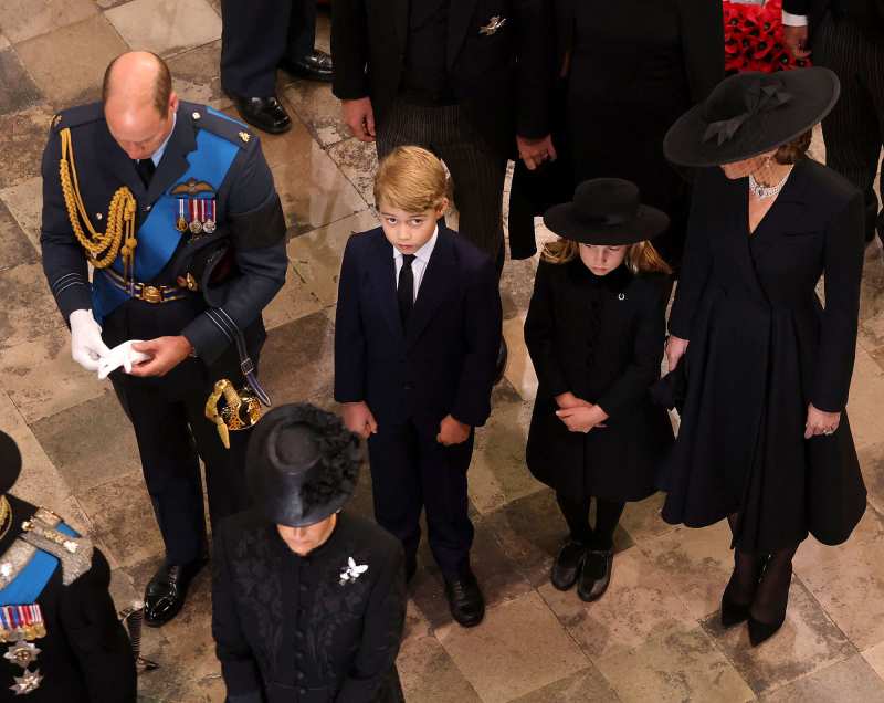 Feature Queen Elizabeth II Funeral Every Emotional Photo