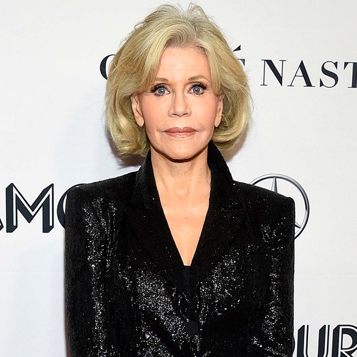 Jane Fonda Diagnosed With 'Very Treatable' Cancer, Begins Chemo