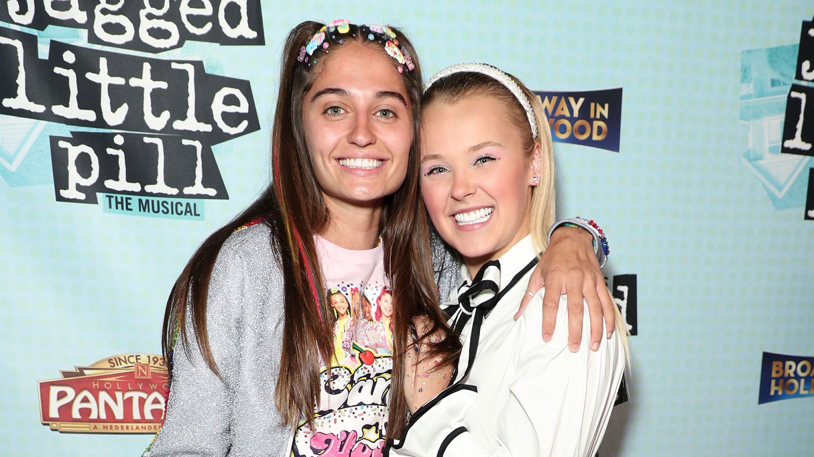 JoJo Siwa Claps Back After Troll Criticizes Her for Taking GF Avery Cyrus to Chuck E. Cheese