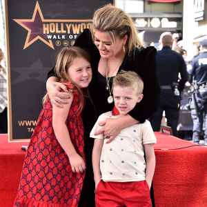 Kelly Clarkson Celebrates Her Hollywood Walk of Fame Star With Kids 3
