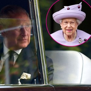 King Charles Waves to Mourners Before Queen Elizabeth II Procession Promo