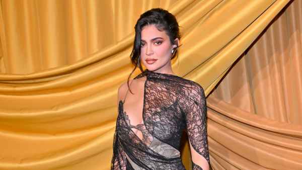 Kylie Jenner PFW 2022