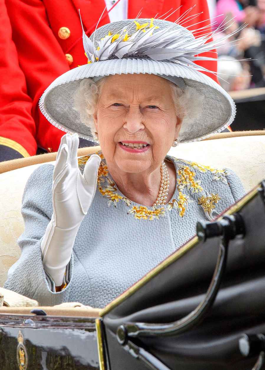 Looking Back at Queen Elizabeth II Daily Routine Ahead of Her Death at Age 96 4