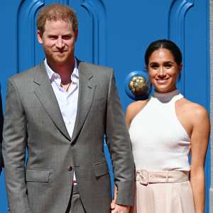 Meghan Markle Prince Harry Hold Hands Invictus Games Event Photos