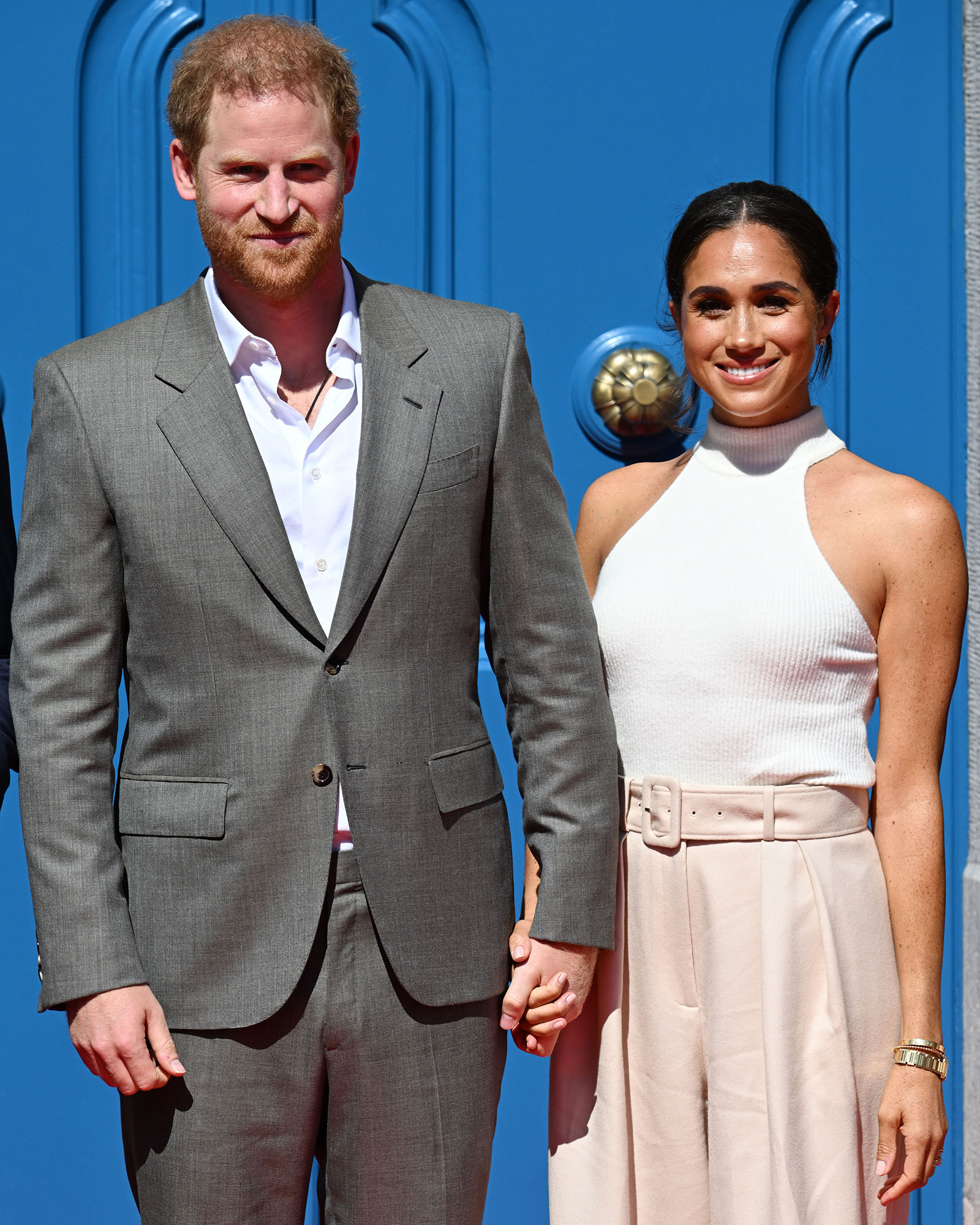Meghan Markle Prince Harry Hold Hands Invictus Games Event Photos