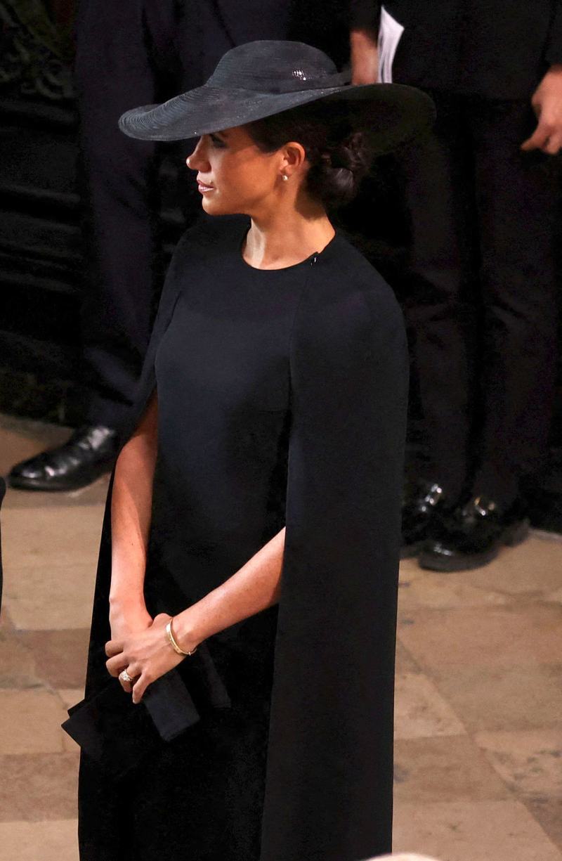 Meghan Markle Wears Jewelry From Queen Elizabeth II to Late Monarch’s Funeral 03