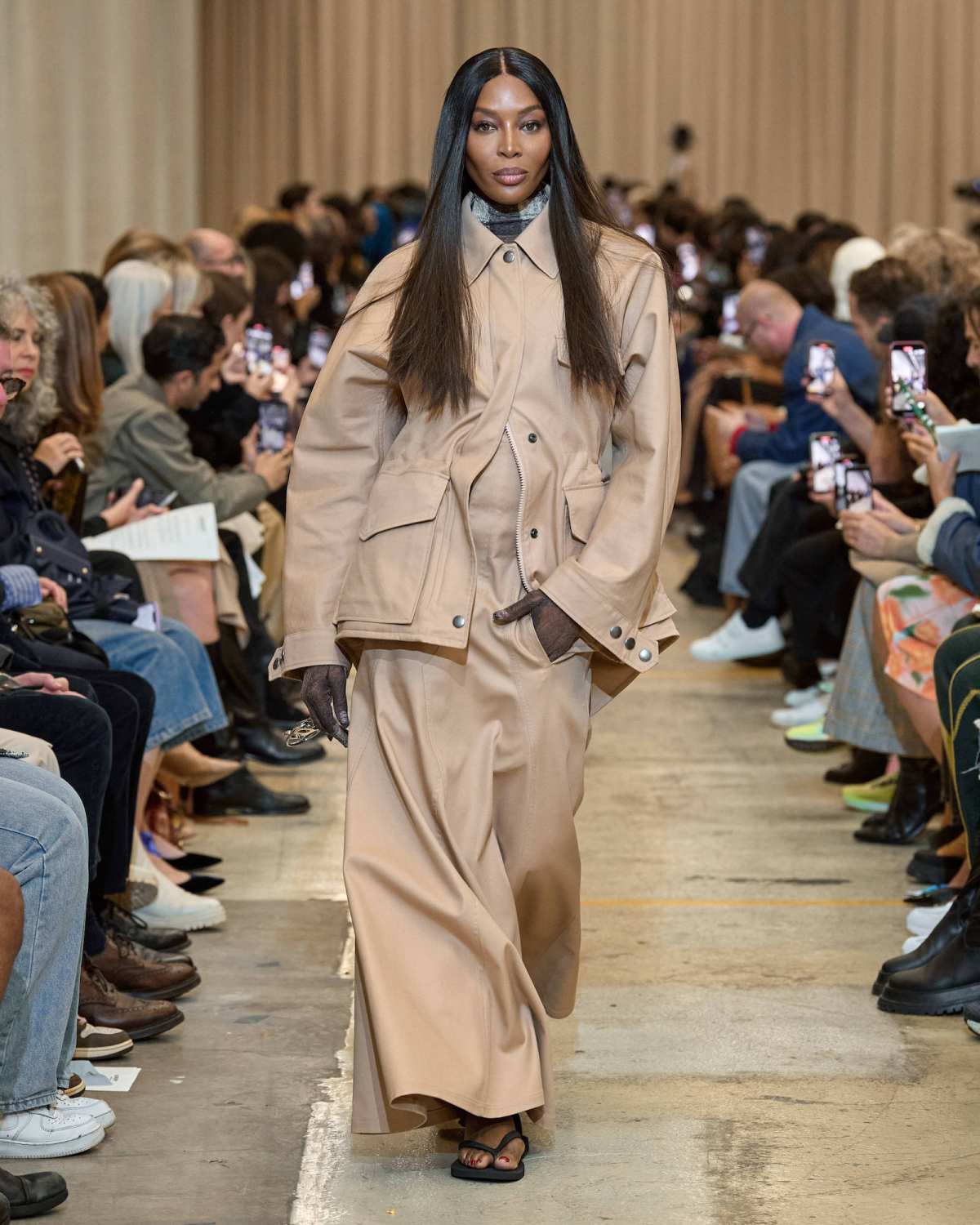 Blame Reserve headache Burberry Spring 2023 Show: Kanye West and More Attend